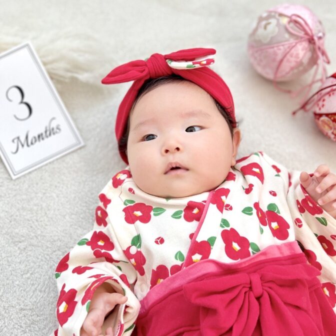 カードと赤ちゃん