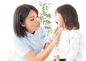 歯科医と子供