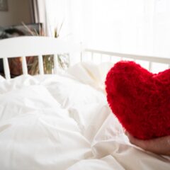 ベビーベッドはいつまで使える?サイズ別で分かる我が家にピッタリな選び方