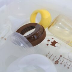 地味にストレスな哺乳瓶の消毒。いつまで続ければいい?