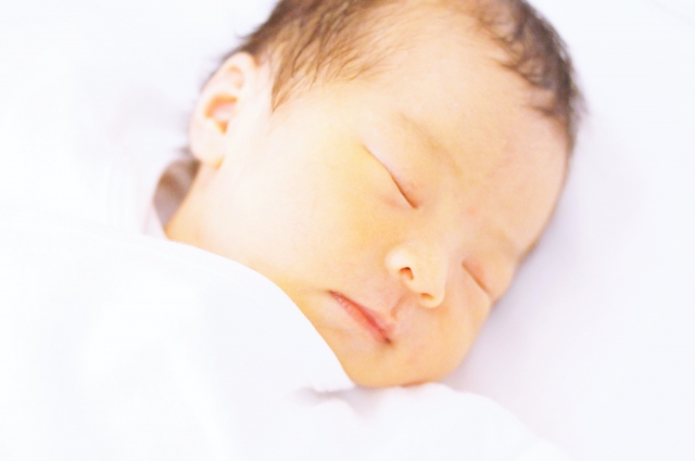 寝ている赤ちゃん