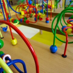 知育おもちゃで遊ぼう！ルーピングで得られる効果とおすすめ商品3選