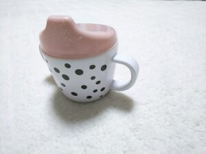 赤ちゃん用マグ